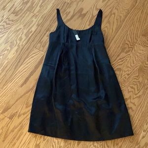 Gorgeous simple Black sleeveless dress